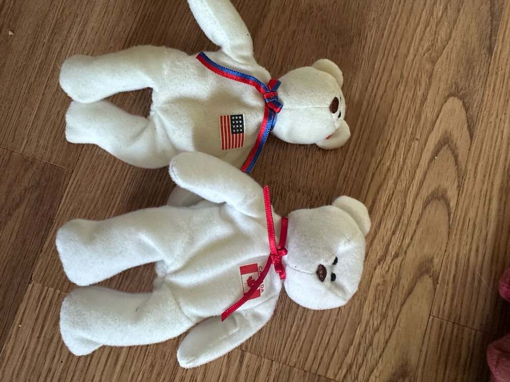 Set of 2 Ty Beanie Babies USA and Canada Flag Bears